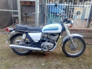 Suzuki sb200