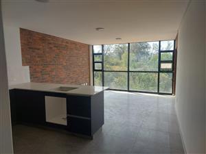 Stunning 2 - bedroom , 2 bathroom Apartment in Prime Athlone