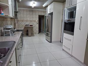 4 Bedroom Family Home with Lucrative Flatlet
