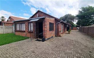 Charming 3-bedroom house for sale in Koster, offering spacious living and a vibrant community atmos