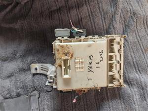 Toyota yaris control modul 