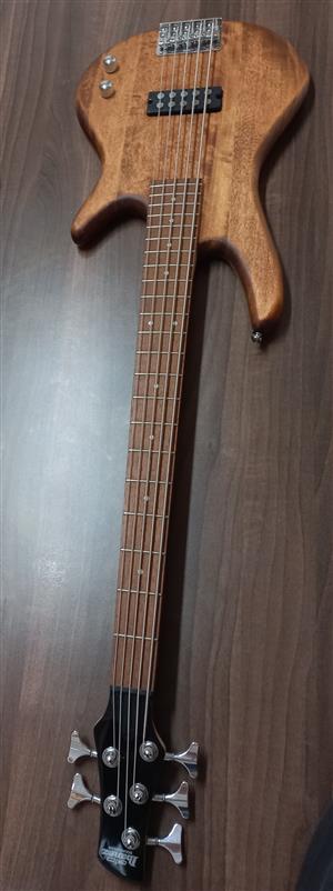 Ibanez GSR105EX 5 String Bass Guitar - Mahogany Oil. Collect in Pretoria East