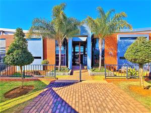 150m² Office to Let in Willowbrook Office Park