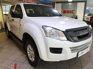 2016 ISUZU KB 250 D-TEQ LE DOUBLE CAB 4X2  2016