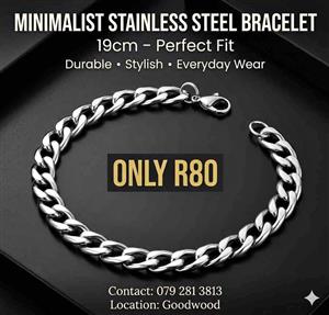 Minimalist Stainless Steel Bracelet (19cm) – Stylish & Durable