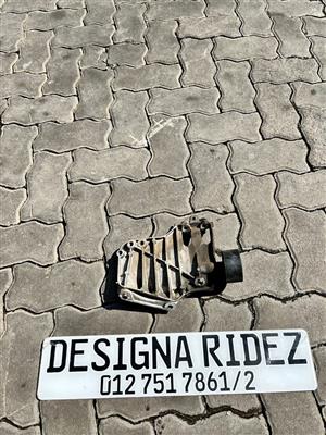 BMW F10 535i N55 AIR CONDITIONING COMPRESSOR BRACKET AVAILABLE.