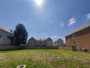 !GREAT OPPORTUNITY to BUILD your Dream Home!