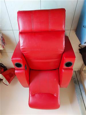 Lola Power Recliner