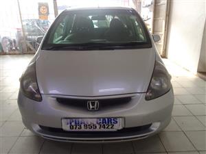 2004 Honda Jazz 1.5Auto silver color petrol 87000km 
