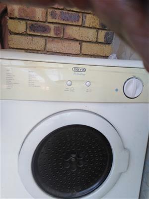 DEFY TUMBLE DRYER FOR SALE IN GREAT WORKING CONDITION.