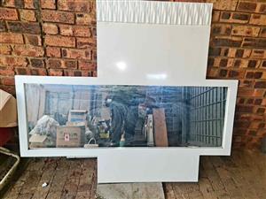 WALL MIRROR