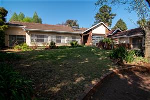 4 Bedroom and 2.5 Bathroom House for sale in Pierneef Park