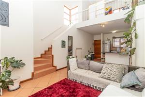 Ground Floor 2 Bed Apartment with a Loft For Sale