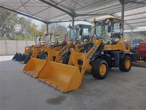 GAINT WHEEL LOADER