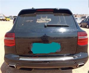 Porsche Cayenne Breaking-Down for parts