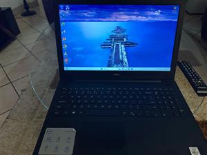 Dell i5 Laptop. 8G Ram 256G SSD HD 10th Gen