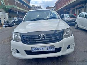 2015 TOYOTA HILUX 2.0 VVTI PETROL, SINGLE CAB, MANUAL, WHITE COLOUR, MILEAGE 85000KM
