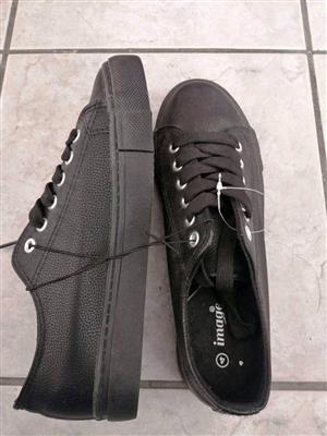 Sneakers unisex black new