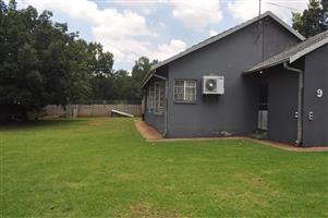 Family house for sale in Sasolburg walking distance to schools and shopping centers