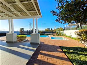 Apartment For Sale in Paulshof