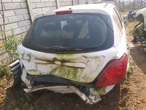 Peugeot 207 back glass