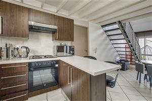 Modern 2 Bedroom Loft Apartment