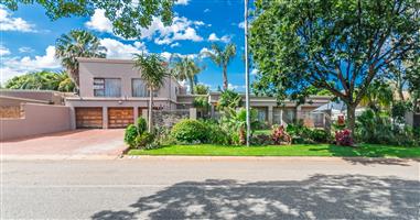 4 Bedroom Home with Flatlet For Sale in Wingate Park