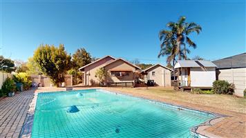 Versatile Family Home with Flatlet, Pool