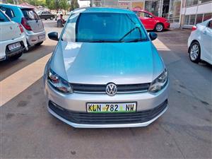 2020 VOLKSWAGEN POLO VIVO 1.4  48 000KM SILVER COLOR MANUAL PETROL