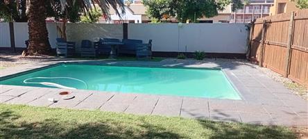 11 Beds 5 Baths Room only