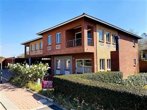 Office Rental Monthly in Maroeladal