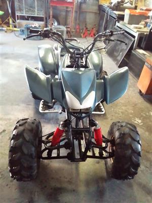 Quad bike up for grabs guys 250cc new clutch and new battery 