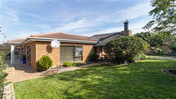 House For Sale in Sonstraal Heights