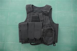 Tactical Vest, can take Molle Plates (Arole Brand)