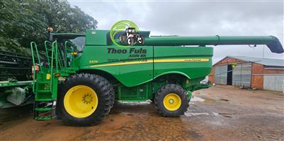 2015 John Deere S670