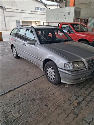 1998 Mercedes Benz Station Wagon 
