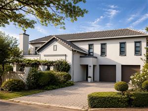 House For Sale in Blue Valley Golf Estate