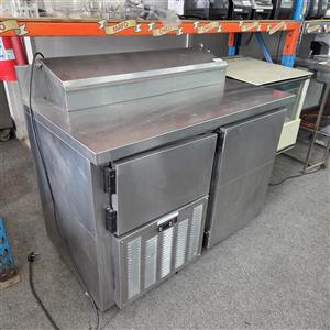 Underbar Fridge – 1 ½  Doors Pizza Top