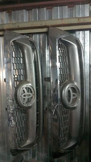 Toyota D4D 2012 -2015 facelift style grille R1500