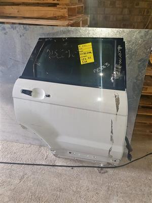 Range Rover Evoque Right Rear Door Shell Available