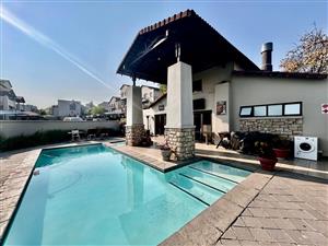 Lovely 1-Bedroom Apartment for Sale in Sunninghill