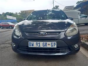 2012 Ford Figo 1.4  94000kms Manual  Petrol  Dark blue