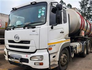 2018 UD NISSAN QUON 450 WITH TANKER HYDRAULICS
