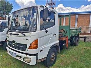 2008 Hino300, 6 Cube dropside tipper With 3ton Crane(Vat Incl),  Call Jay from GTS