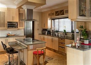 EXQUISITE !! DOUBLE STORY !! 4-BEDROOM HOUSE FOR SALE IN A GATED ESTATE IN MONTANA !!