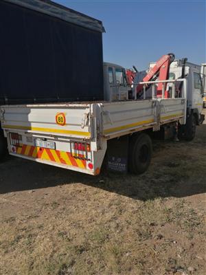 UD40 CRANE TRUCK FOR SALE. POSTED BY MUHAMMAD KHAKI