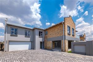 House For Sale in Beyerspark