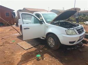  Tata Xenon 