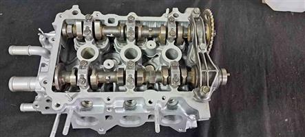 Toyota yaris complete cylinderhead