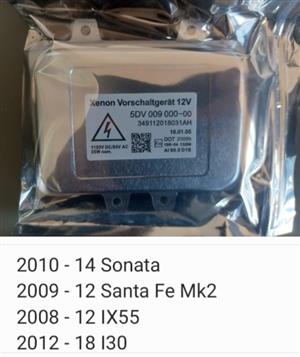 Hyundai headlight xenon ballast control module 
